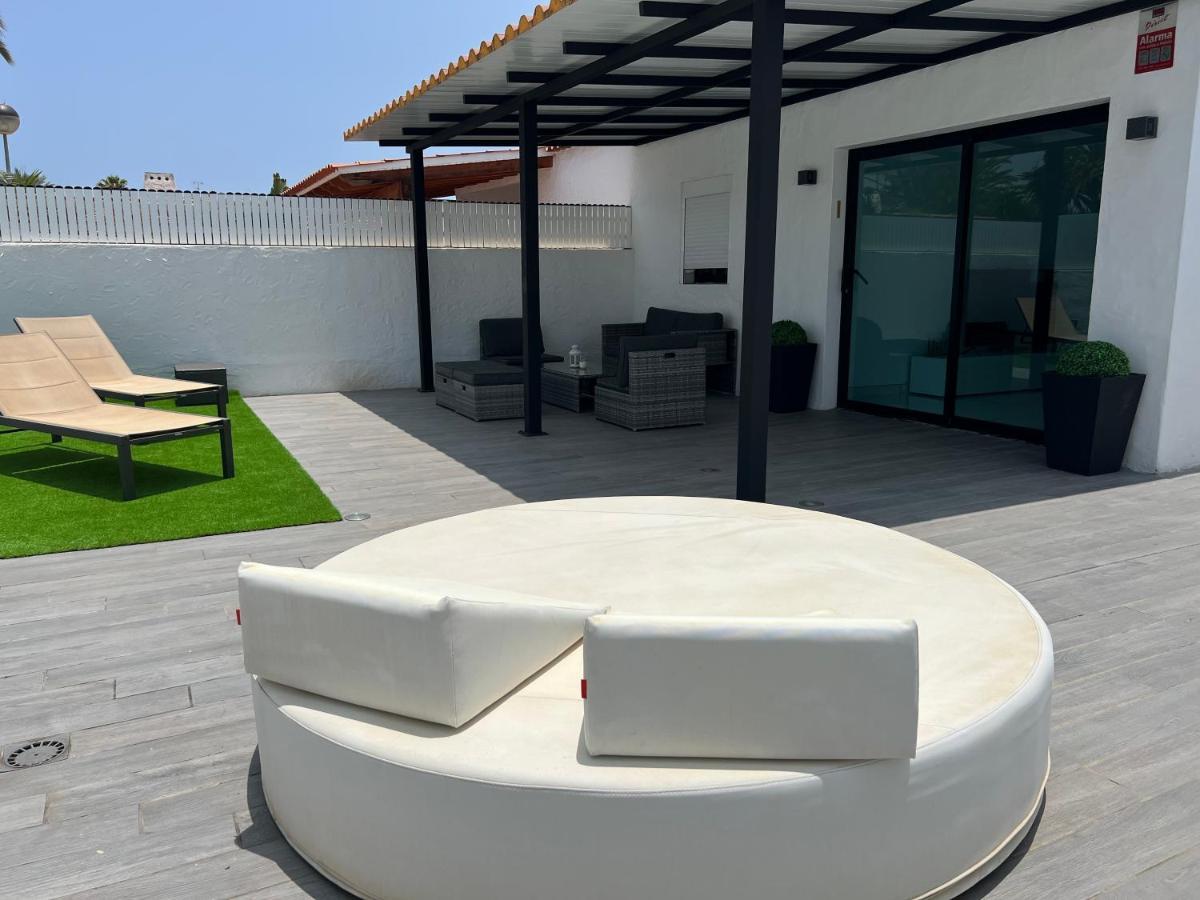 Agradable Bungalow Con Piscina Playa del Inglés Eksteriør billede